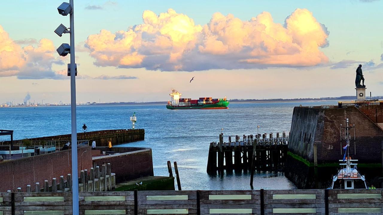 Appartement Havenzicht, Gelegen Aan Zee Met Zeezicht Vlissingen Zewnętrze zdjęcie